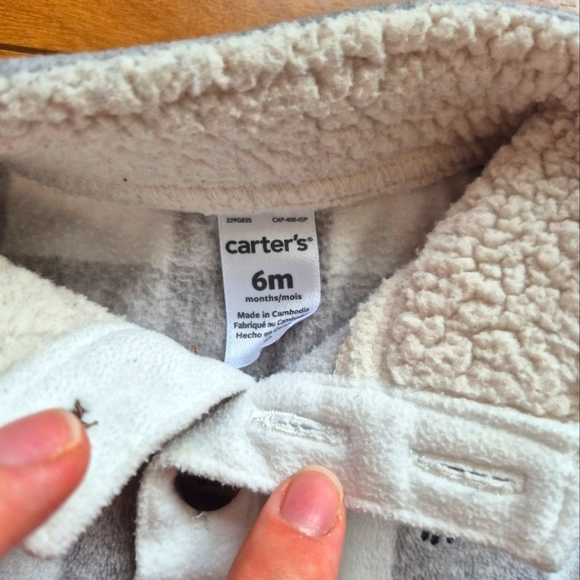 Carter’s Baby Boy’s Grey Buffalo Plaid Pullover – Size 6M - Picture 2 of 3